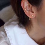 Picture of Heart minimal earring | golden