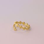 Picture of Hera ring | golden