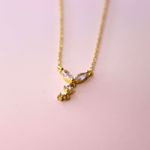 Picture of Petals necklace | golden